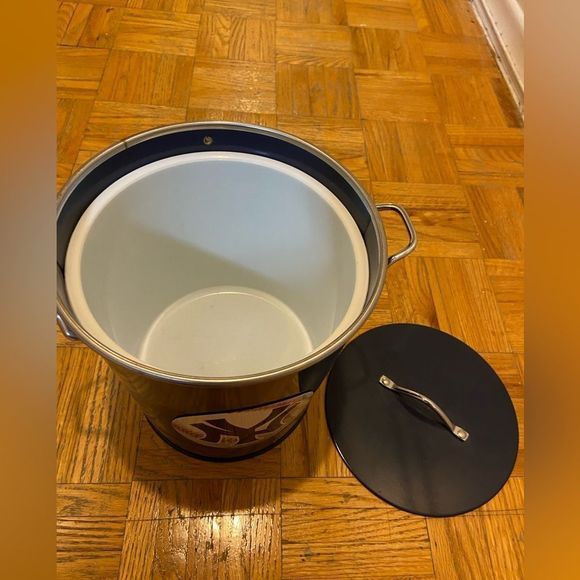 Vintage 2005 MLB New York Yankees Ice Bucket - Picture 4 of 6